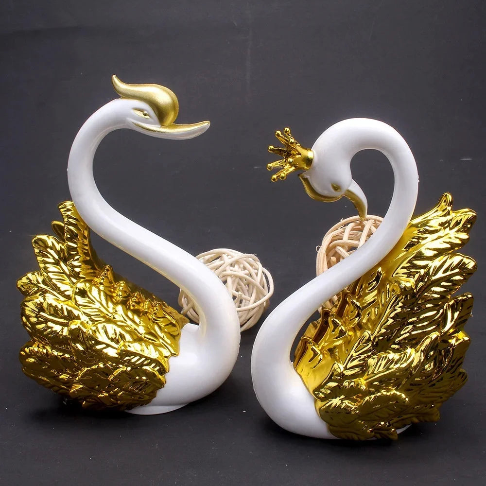 Mini Swan Couple