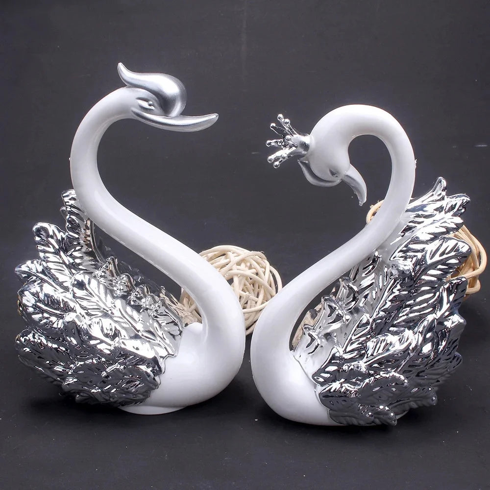 Mini Swan Couple